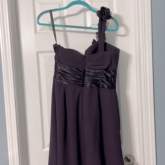Bill Levkoff one shoulder bridesmaid dress - Picture 4 of 7